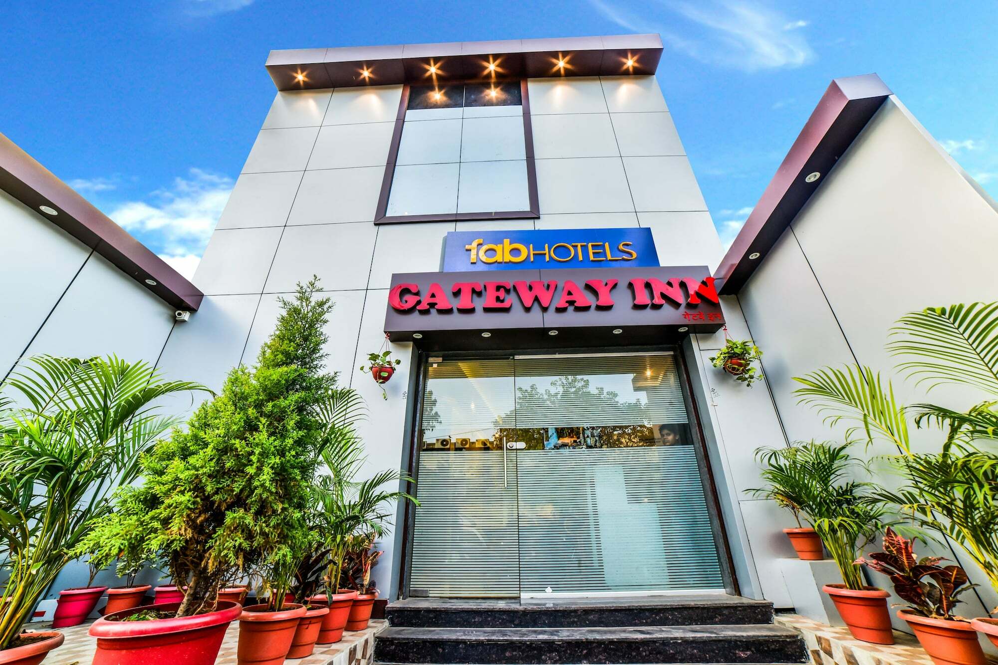 Fabexpress Gateway Inn Andheri East Mumbai Bagian luar foto